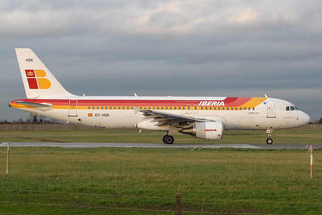 EC-HQK A320-214 Iberia