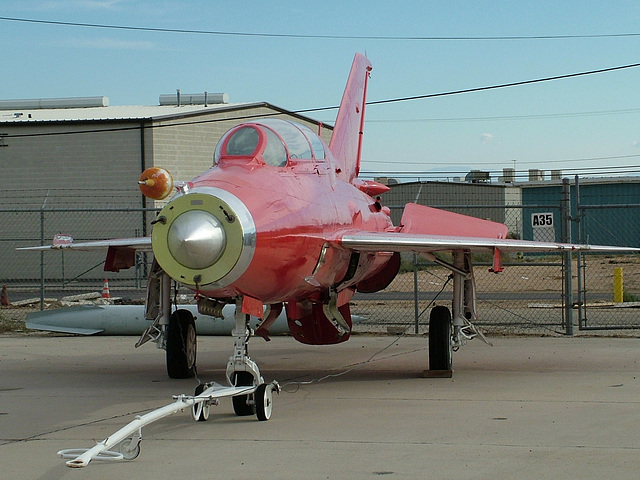 N121TJ MiG-21UT