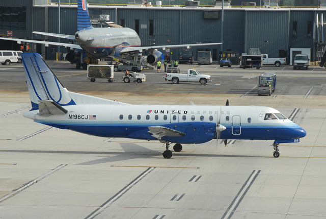 N196CJ Saab 340B United Express