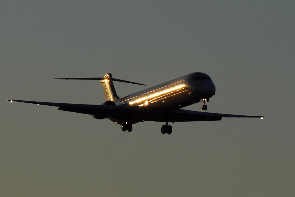 SE-DFU MD-82 SAS