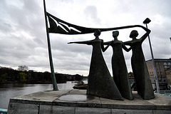 Statues on the Schloßbrücke