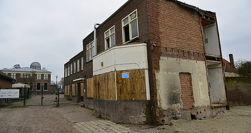 Demolition of the Van der Klaauw Laboratory