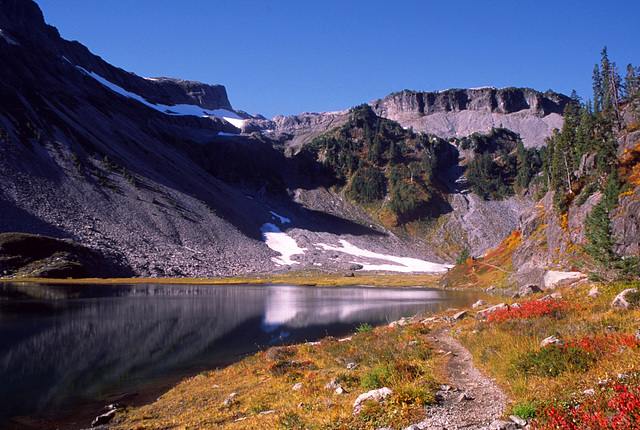 Autumn in the North Cascades Autumn in the North Cascades