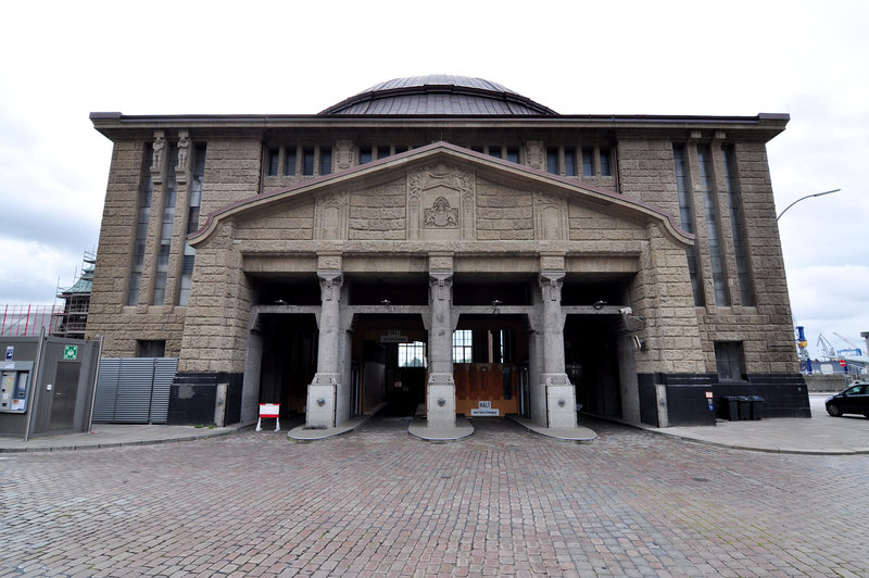 Hamburg – Entrance to the Alter Elbtunnel