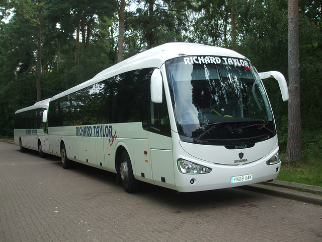 DSCF5491 Richard Taylor Travel YN08 UAK and YN08 OCP at Barton Mills - 21 Jul 2014