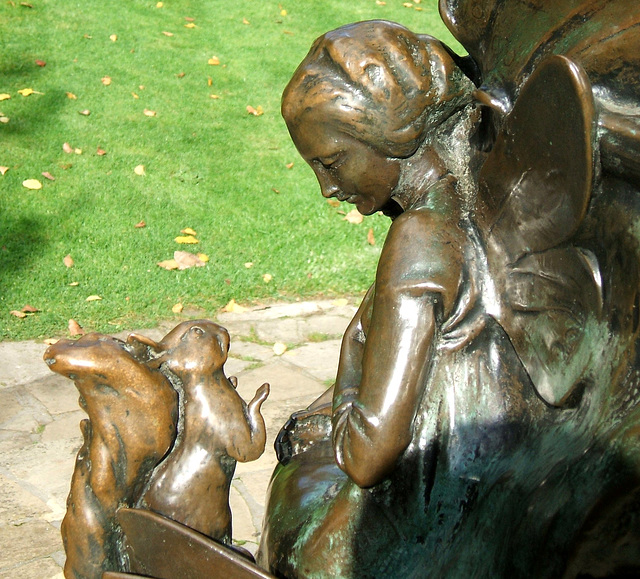 Detail (Peter Pan Statue)