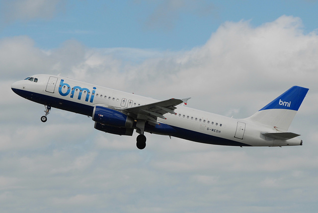 G-MEDH A320 British Midland