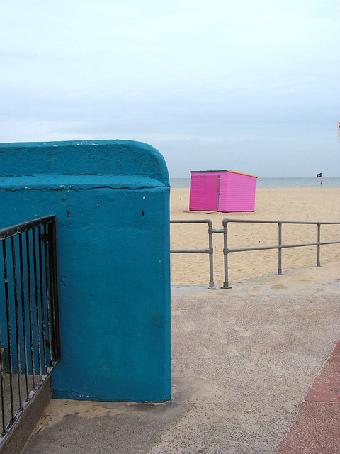 Pink beach hut