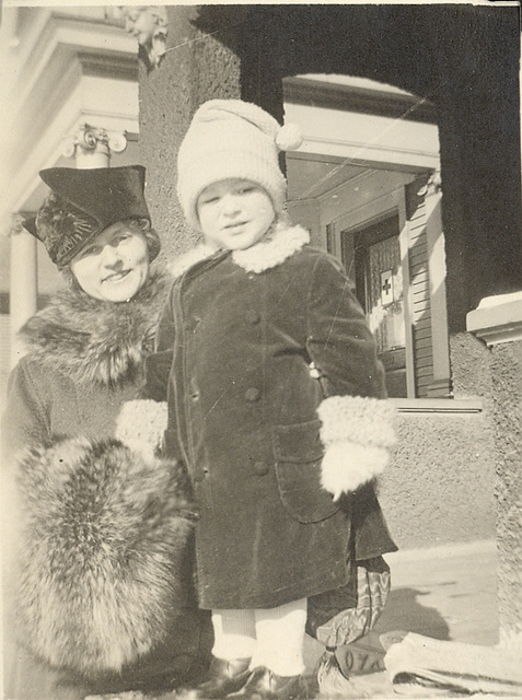 Dad and his aunt Peggy, 1918