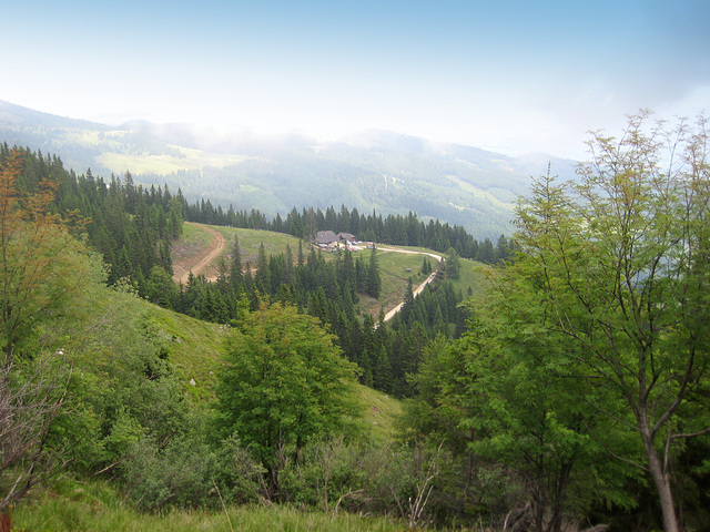 Blick auf die Pöllinger Hütte