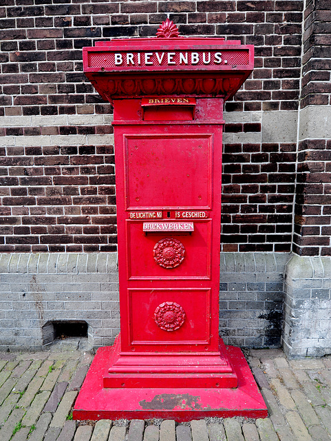 Old Dutch mailbox