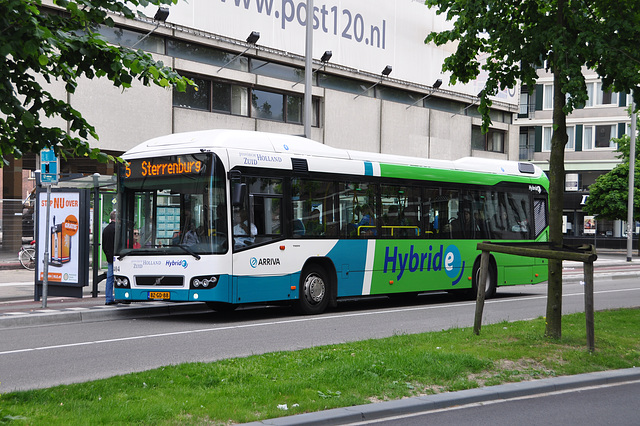 2011 Volvo 7700 bus on service on line 5 in Dordrecht