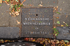 Drain cover of the N.V. Haagsche Machinefabriek en IJzergieterij