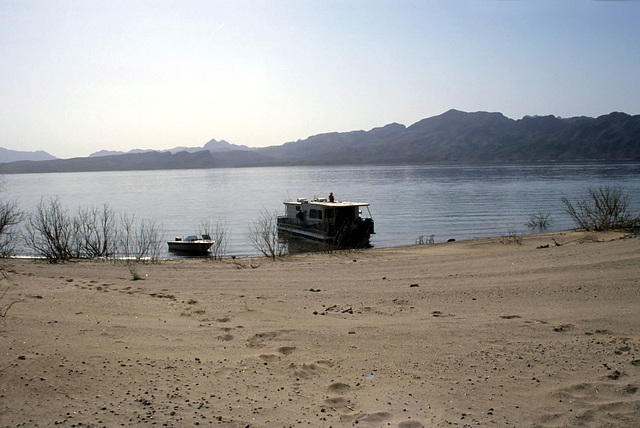 2-17-boats_on_beach_ig_adj