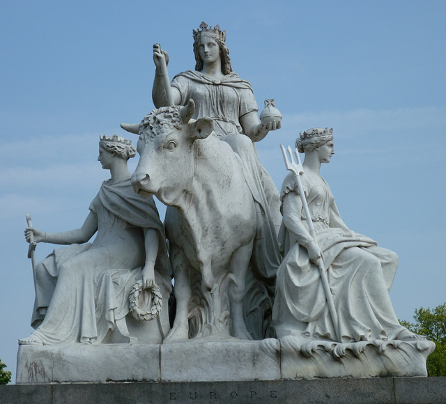 Albert Memorial (Detail)