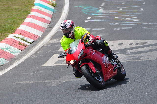 Racing on the Nürburgring