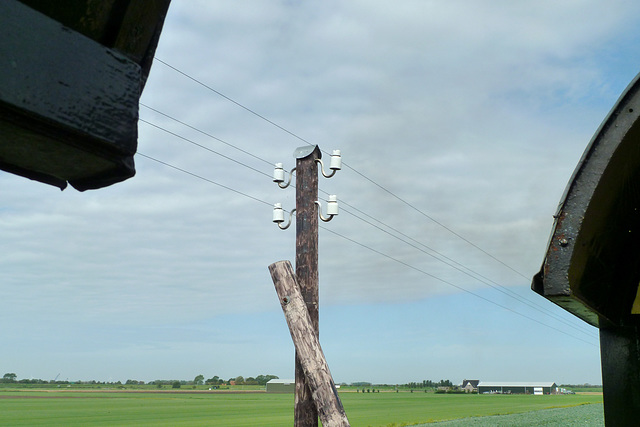 Travelling with the steam tram from Hoorn to Medemblik – Telegraph wires