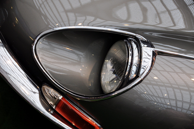 Techno Classica 2011 – Jaguar headlight