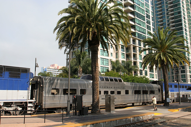 Silver Lariat at Santa Fe Depot (2013)