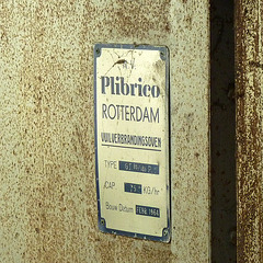 Label on the refuse-burning furnace