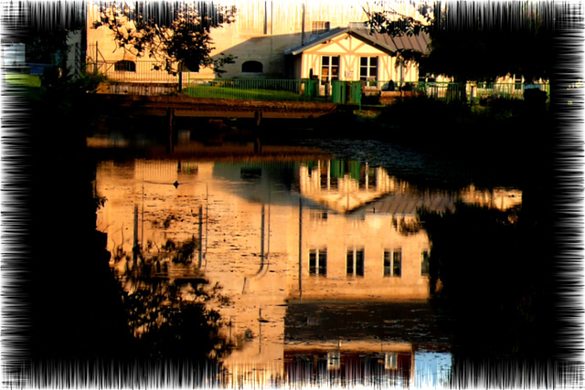 Pavillon de Manse au bord du canal de la Machine