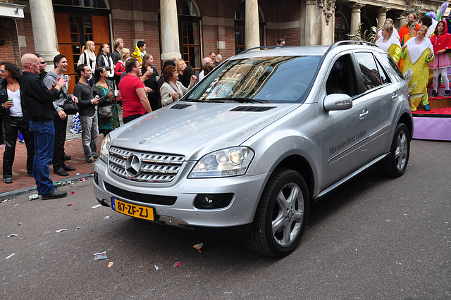 The Relief of Leiden – Mercedes-Benz providing pulling power