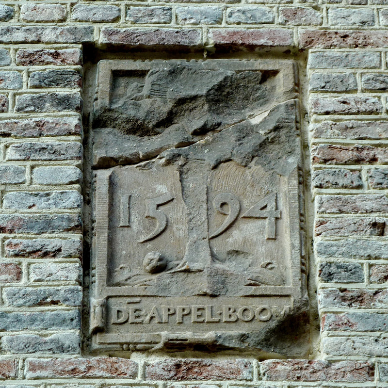 Gable stone Den Appelboom