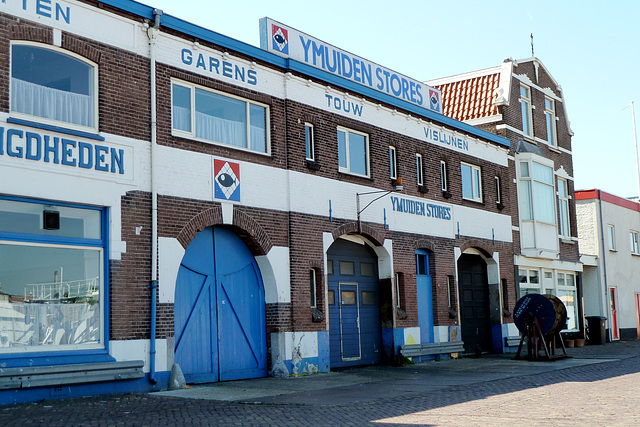 Ymuiden Stores – for your shipping needs