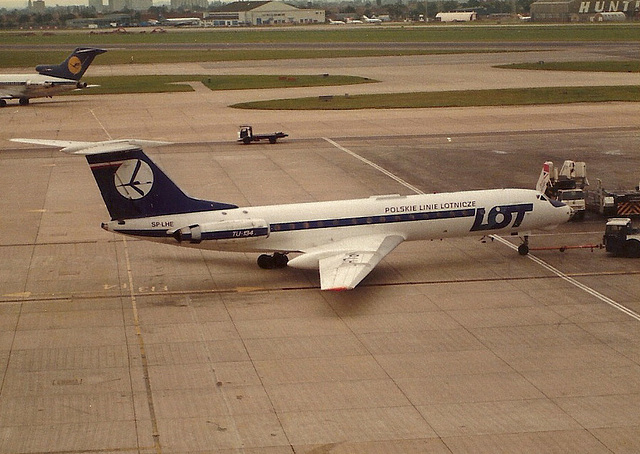 SP-LHE Tupolev TU-134A LOT Polish Airlines