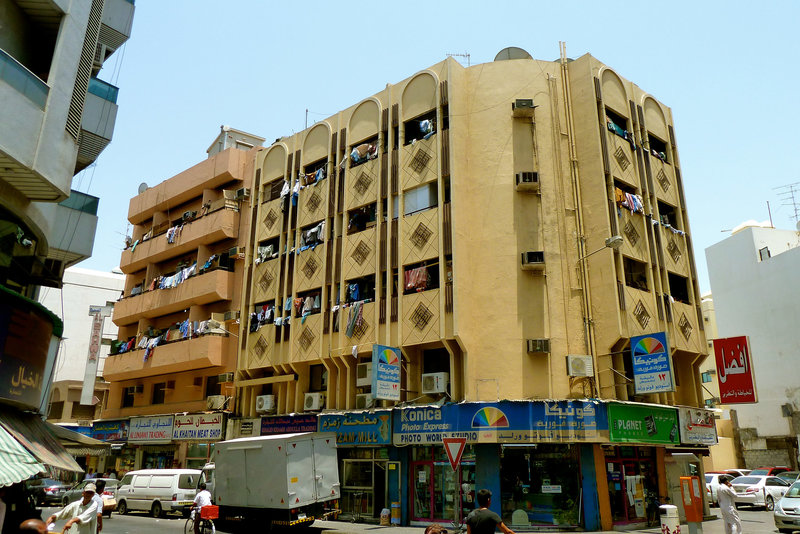 Dubai 2012 – Building on Al Daghaya Street & Al Soor Street