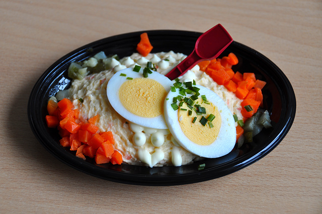 Lunch – Russian Egg