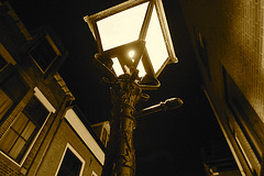 Streetlight with one spoke