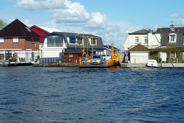 The ferry at Roelofsarendveen