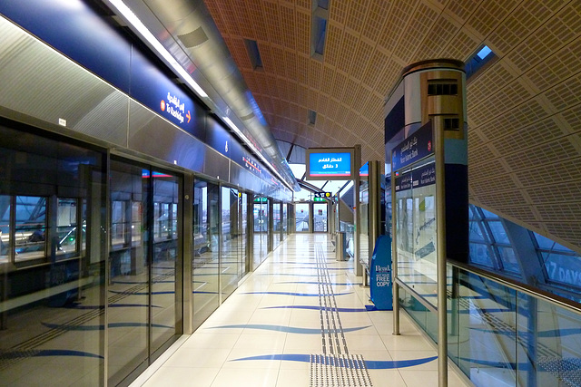 Dubai 2012 – Dubai Metro station Red Line – Noor Islamic Bank station