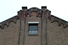 Brick ornaments on the Leiden Power Station