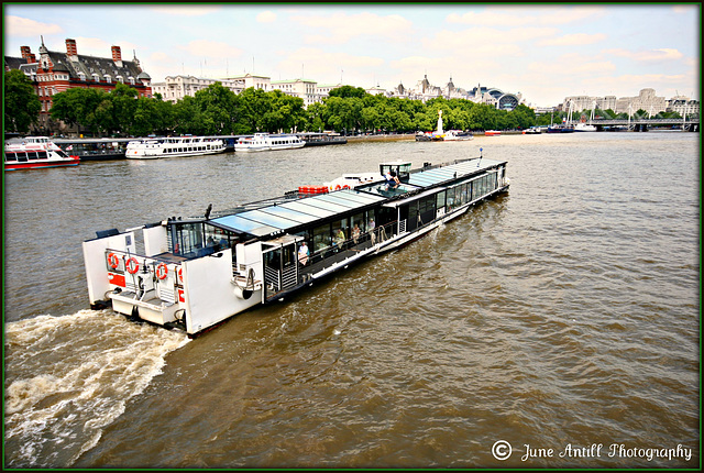 London Tourists.