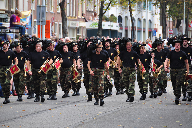 Leidens Ontzet 2011 – Parade – Besaglieri Fanfare