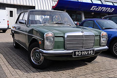 1975 Mercedes-Benz 200 D