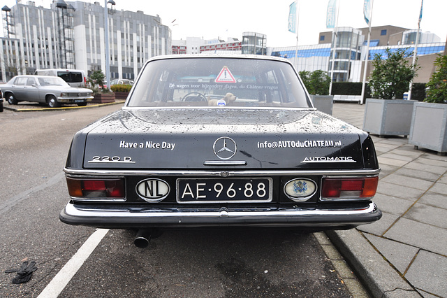 1969 Mercedes-Benz 220D Long