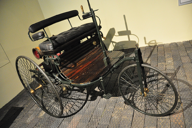 Louwman Museum – 1885 Benz Patent-Motorwagen