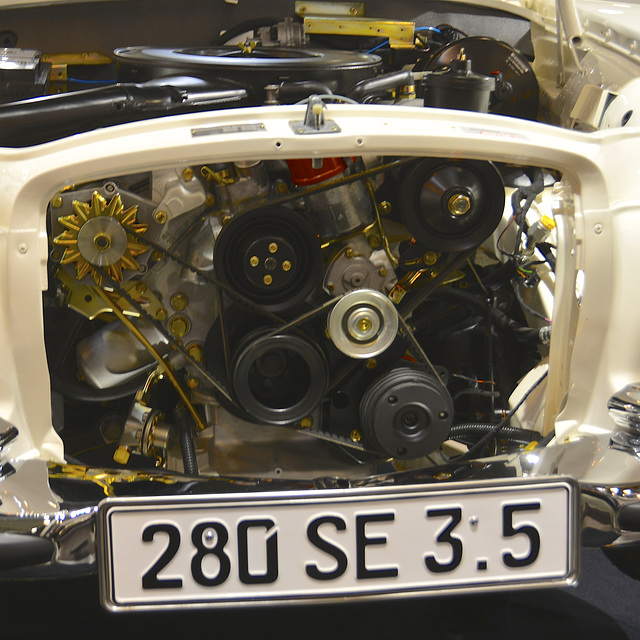 Techno Classica 2013 – V belts