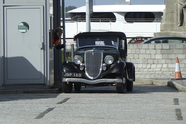 Liverpool 2013 – 1950 Ford V8 Tourer