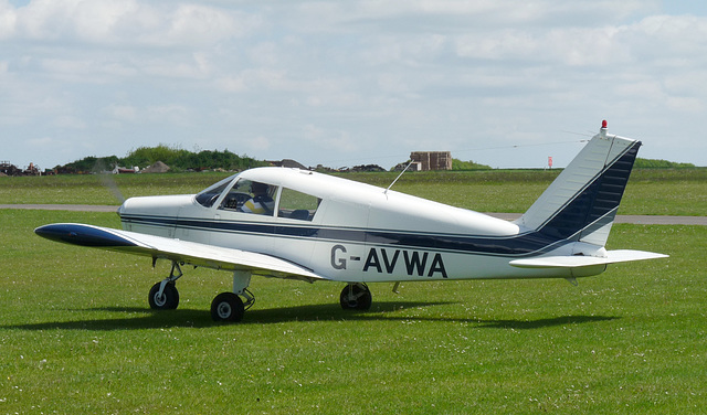 Piper PA-28-140 Cherokee G-AVWA