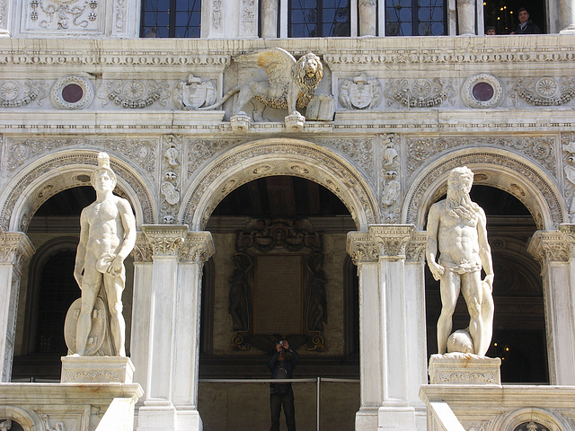 Mars and Neptune, sculpted in 1567