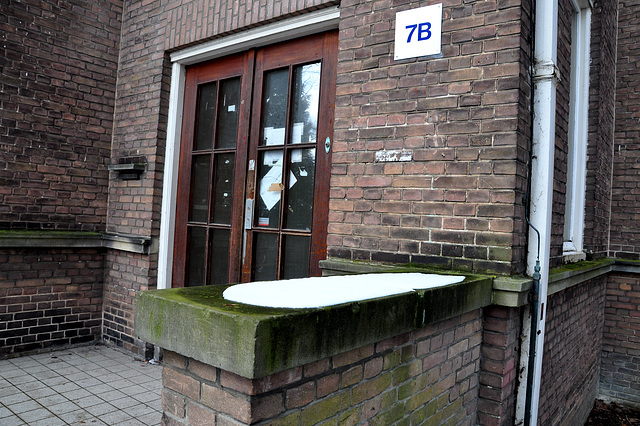 An entrance of the old Pathology Lab of Leiden University