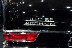 Interclassics & Topmobiel 2011 – Mercedes-Benz 300SE Automatic
