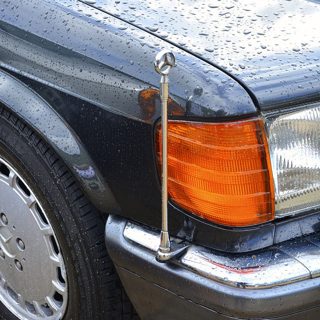 Techno Classica 2013 – 1989 Mercedes-Benz 560 SEL