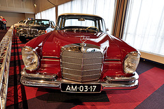Interclassic & Topmobiel 2011 – 1966 Mercedes-Benz 230 S