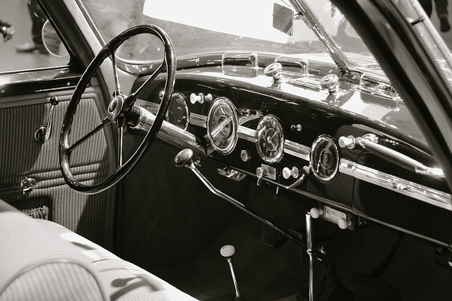 Techno Classica 2013 – Dashboard