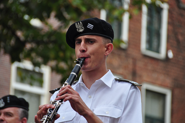 Leidens Ontzet 2011 – Parade – Marching band